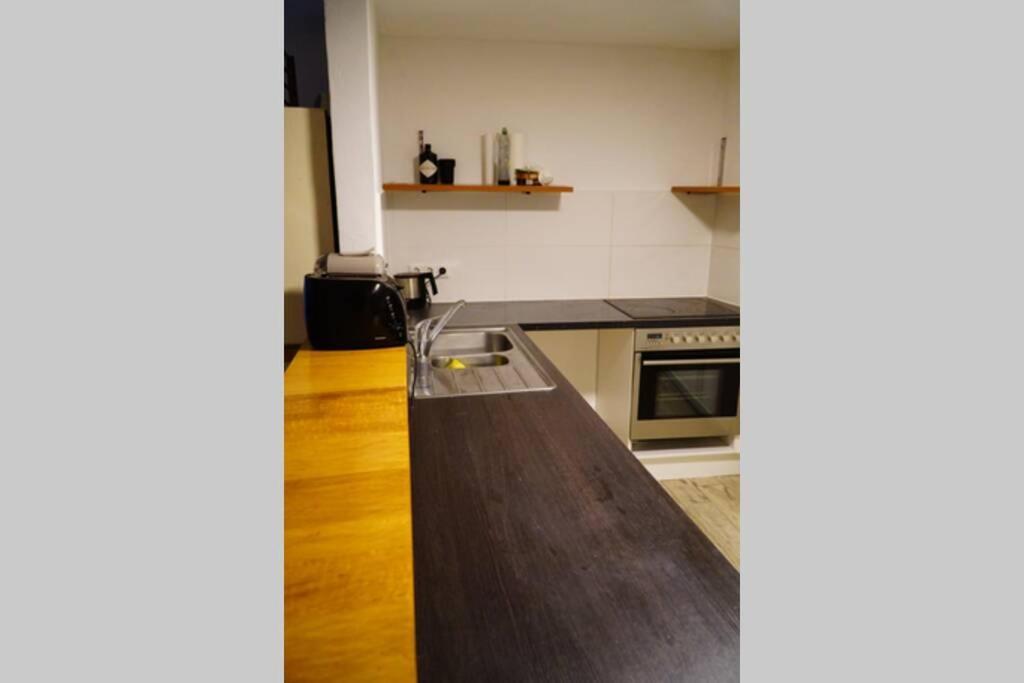 Gemuetliche 3-Zkb Wc Souterrainwohnung In Bestlage Hamburg Dış mekan fotoğraf