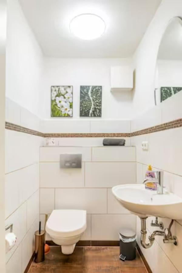 Gemuetliche 3-Zkb Wc Souterrainwohnung In Bestlage Hamburg Dış mekan fotoğraf