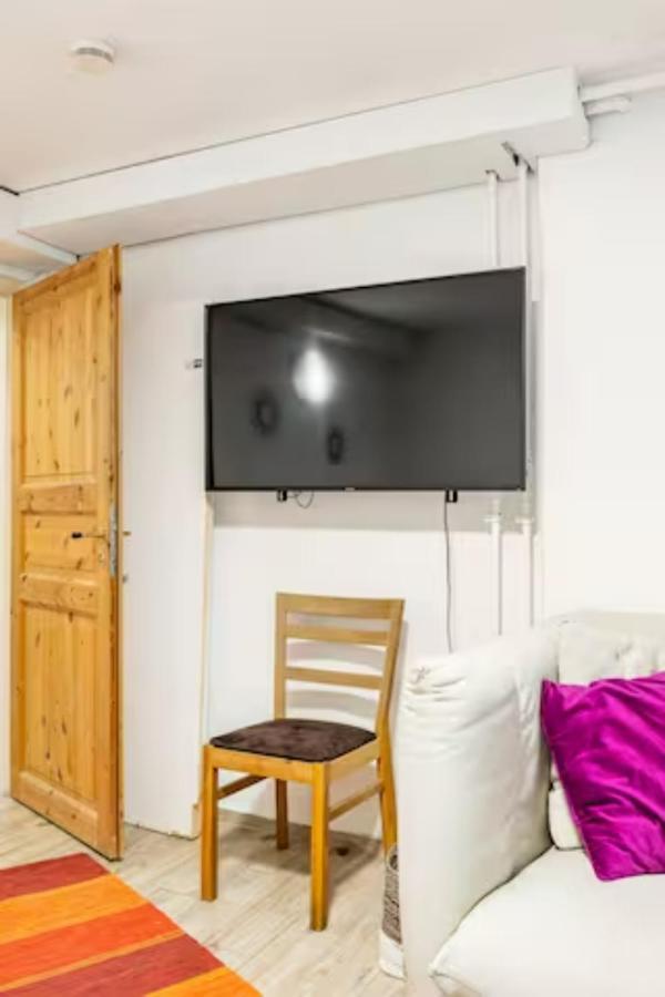 Gemuetliche 3-Zkb Wc Souterrainwohnung In Bestlage Hamburg Dış mekan fotoğraf